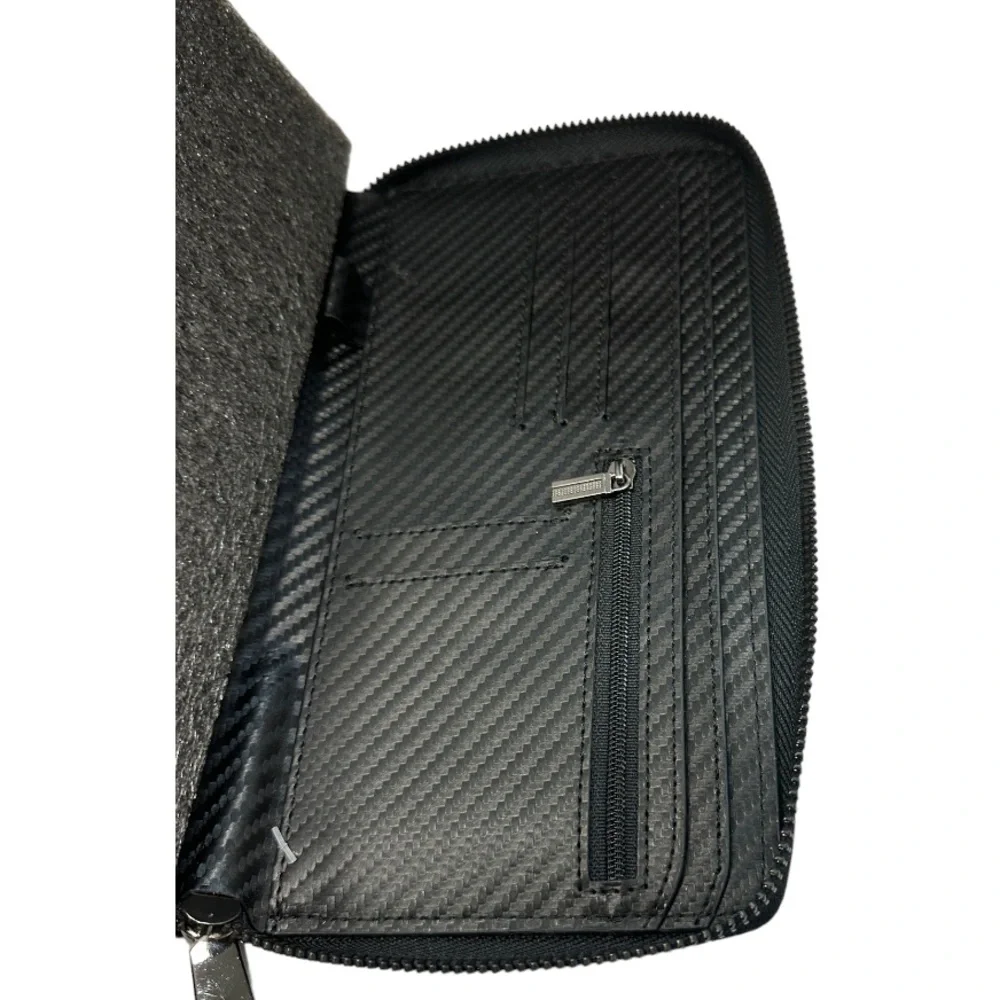 Rival Zero zip wallet organizer‎ black and red EUC 137